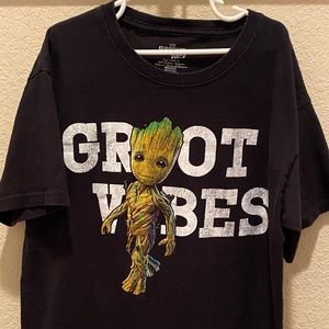 Guardians of the Galaxy T-shirt + BOOKS